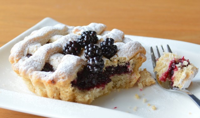 Italiaanse Jam Taartjes met bramen (crostata)