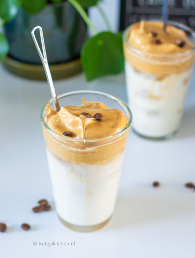 dalgona koffie recept met whipped koffie trend